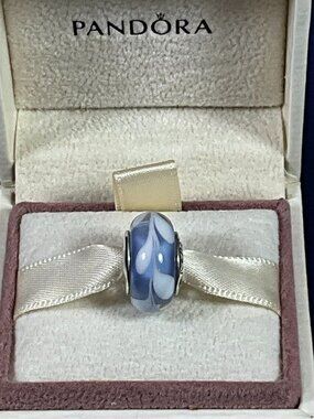 NWOT PANDORA Retired Silver Periwinkle Swirly Swirl Murano Glass Charm 790674